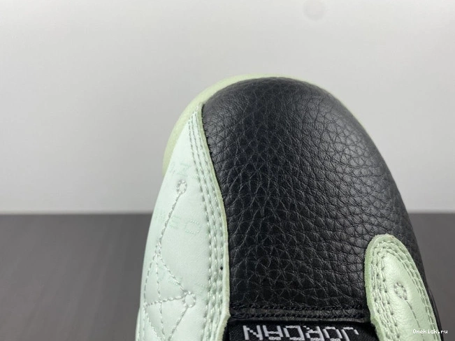 One Kick Day Single's 13 (2021) Air Retro Low Jordan DM0803-300 0809